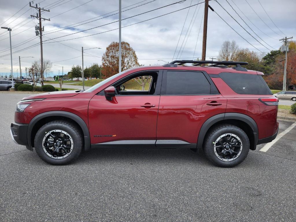 new 2025 Nissan Pathfinder car, priced at $43,075