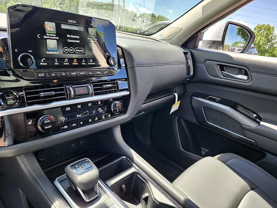 new 2025 Nissan Pathfinder car, priced at $42,775