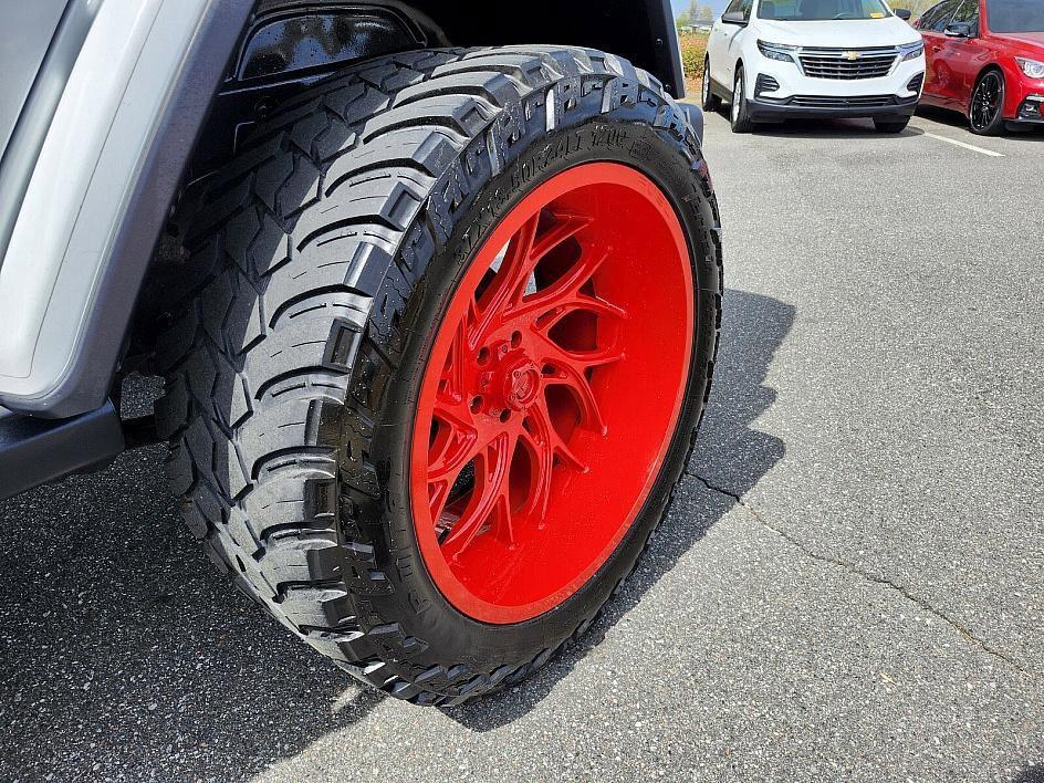used 2020 Jeep Wrangler Unlimited car, priced at $42,777