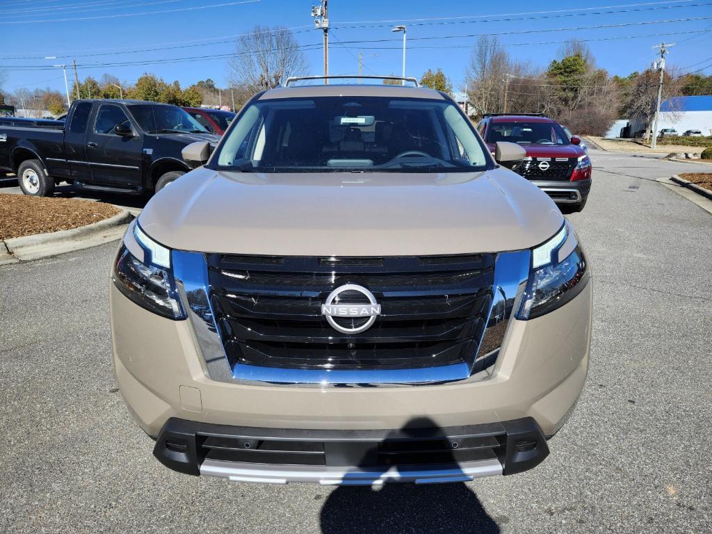 new 2025 Nissan Pathfinder car, priced at $51,280