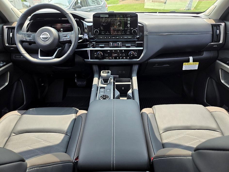 new 2025 Nissan Pathfinder car, priced at $47,720