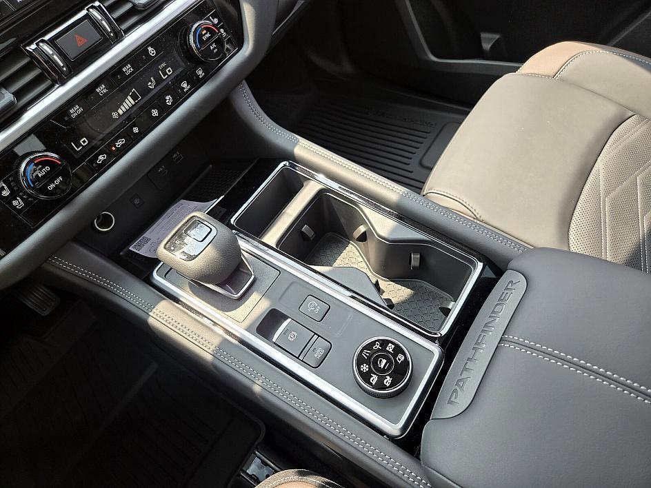 new 2025 Nissan Pathfinder car, priced at $47,720