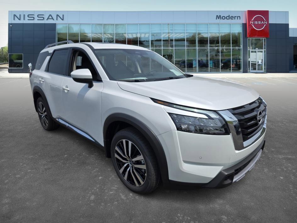 new 2025 Nissan Pathfinder car, priced at $47,720