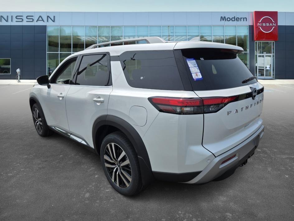 new 2025 Nissan Pathfinder car, priced at $47,720