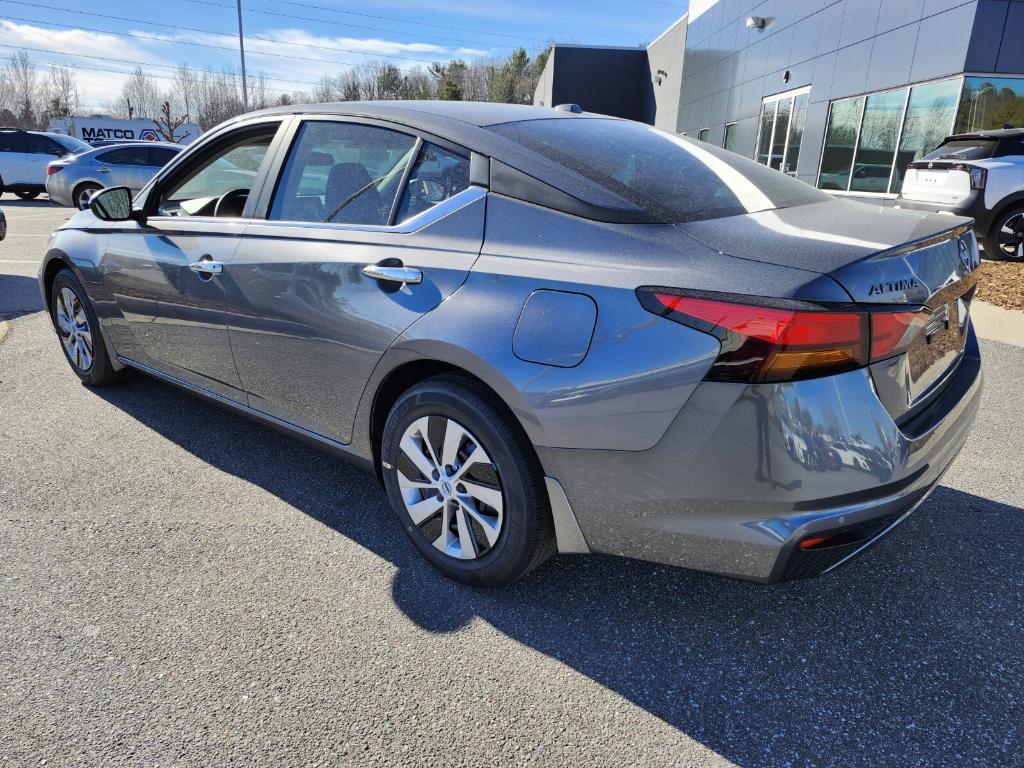 new 2025 Nissan Altima car, priced at $26,340