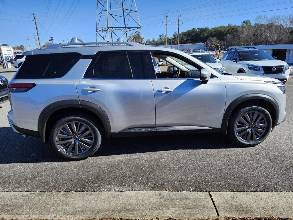 new 2025 Nissan Pathfinder car, priced at $45,805