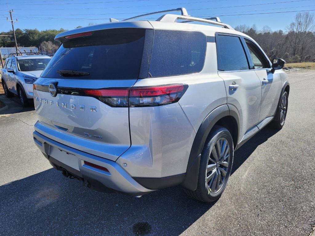 new 2025 Nissan Pathfinder car, priced at $45,805