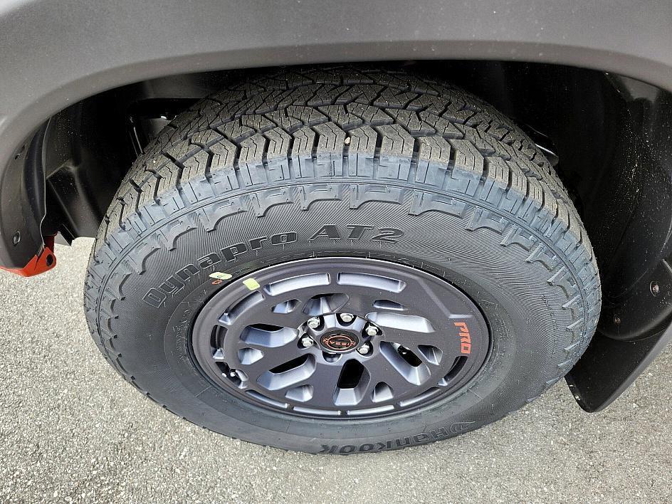 new 2025 Nissan Frontier car, priced at $45,610