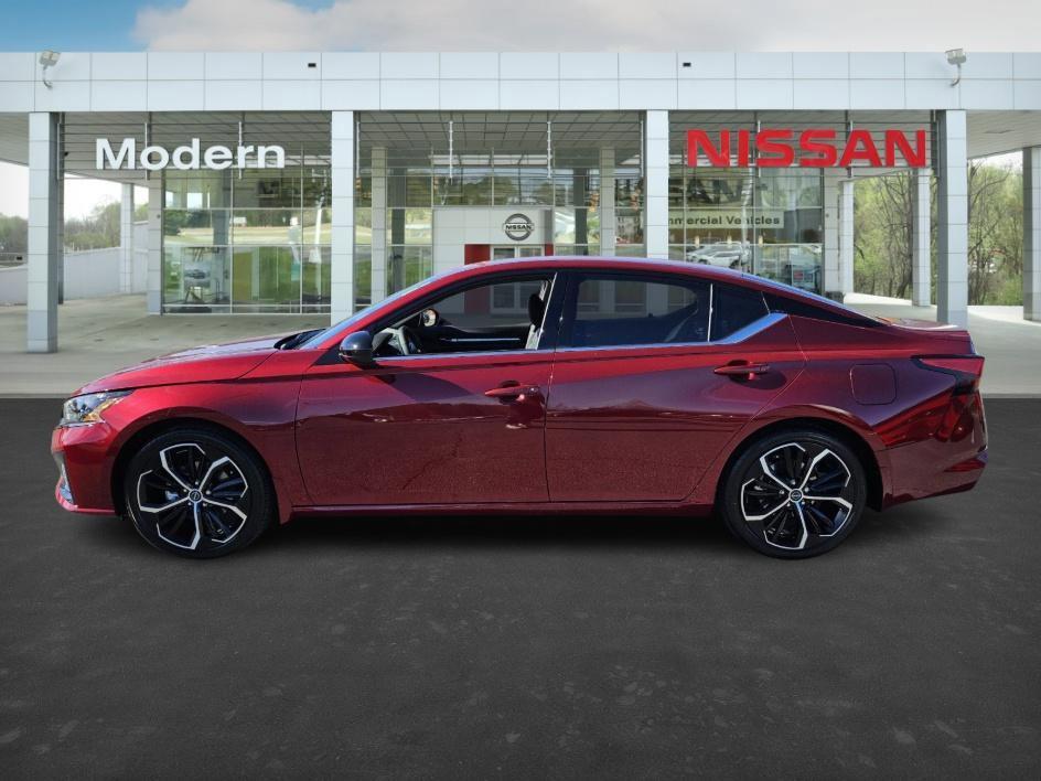 new 2025 Nissan Altima car, priced at $31,000