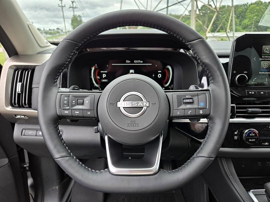 new 2025 Nissan Pathfinder car, priced at $49,667