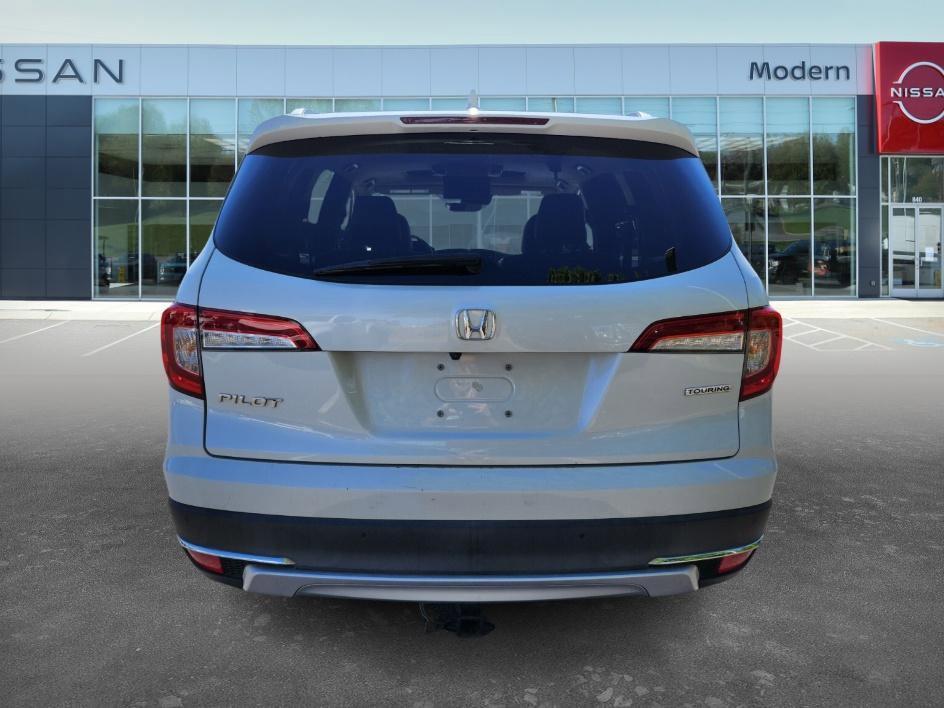 used 2022 Honda Pilot car, priced at $31,999