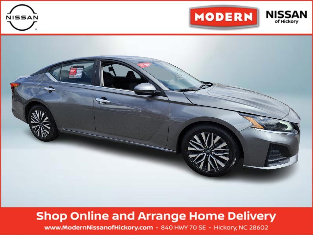 used 2023 Nissan Altima car, priced at $18,799