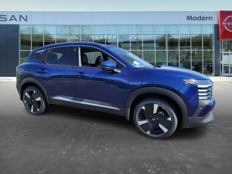 new 2025 Nissan Kicks car, priced at $28,030