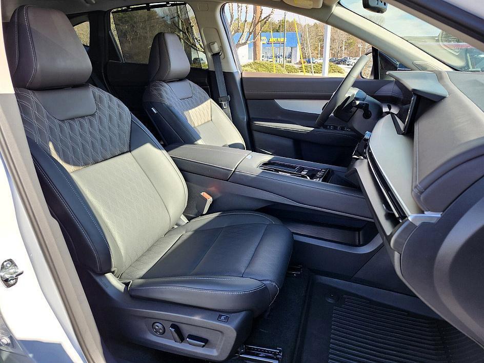 new 2025 Nissan Murano car, priced at $51,725