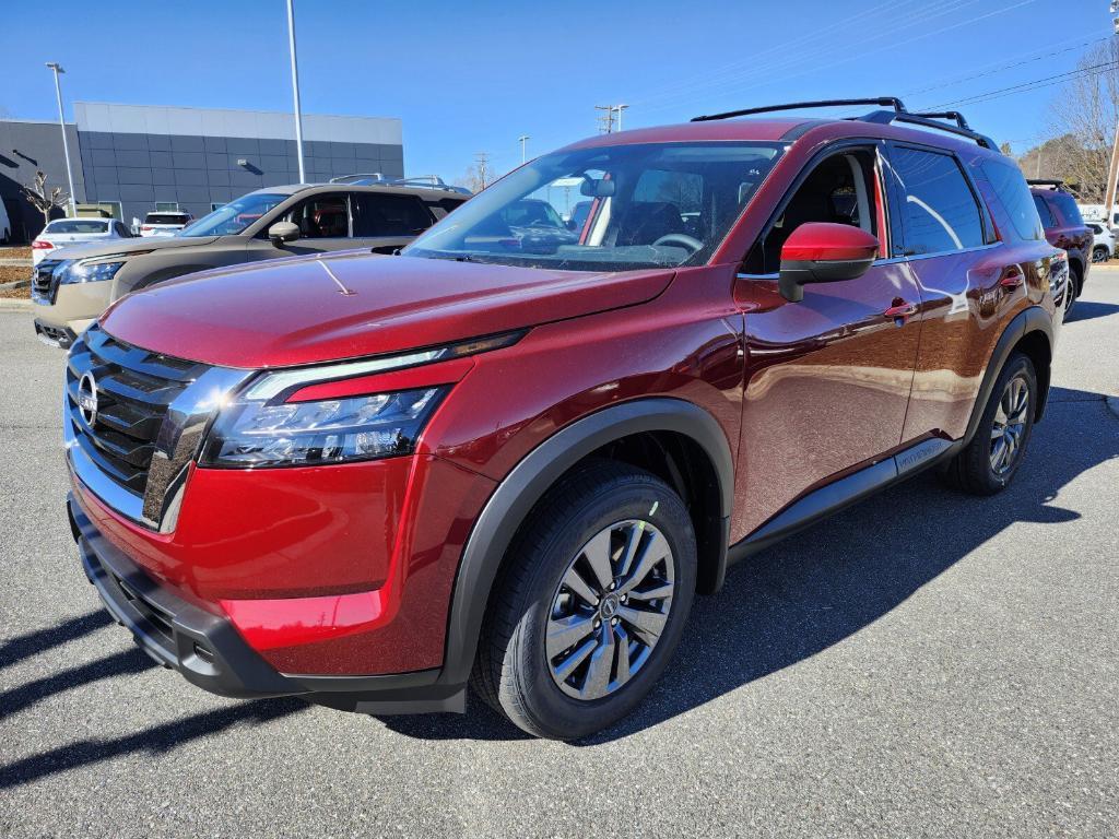 new 2025 Nissan Pathfinder car, priced at $40,335