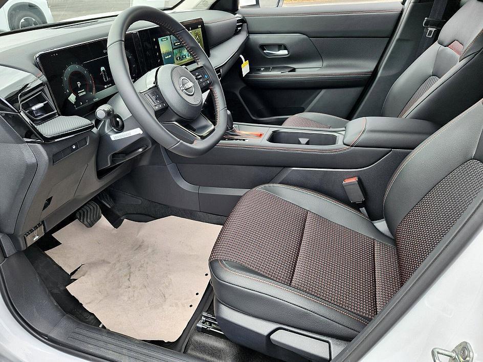 new 2025 Nissan Kicks car, priced at $28,435