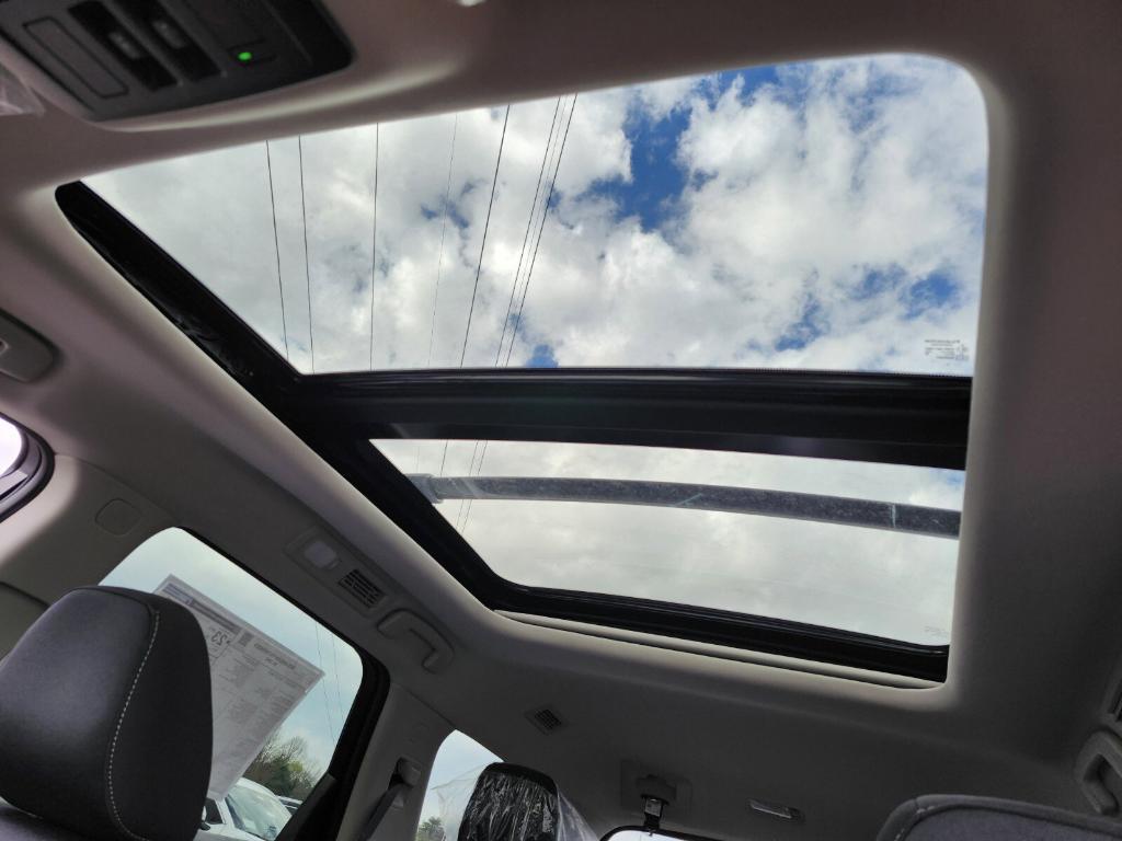 new 2025 Nissan Pathfinder car, priced at $39,160