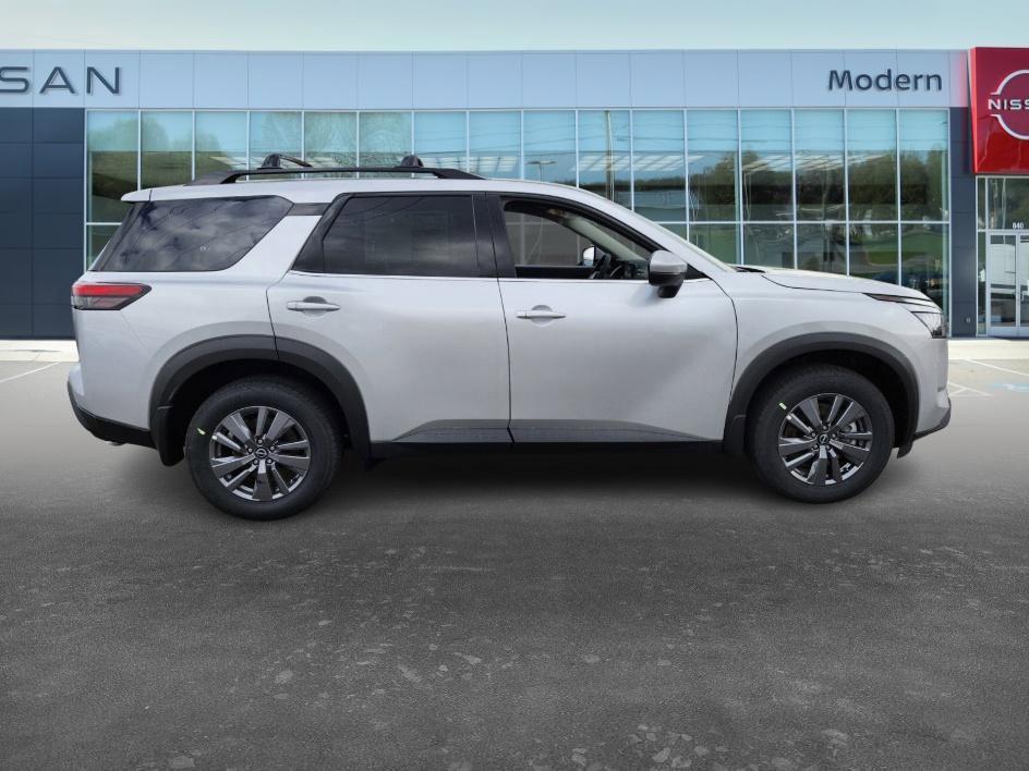 new 2025 Nissan Pathfinder car, priced at $38,660