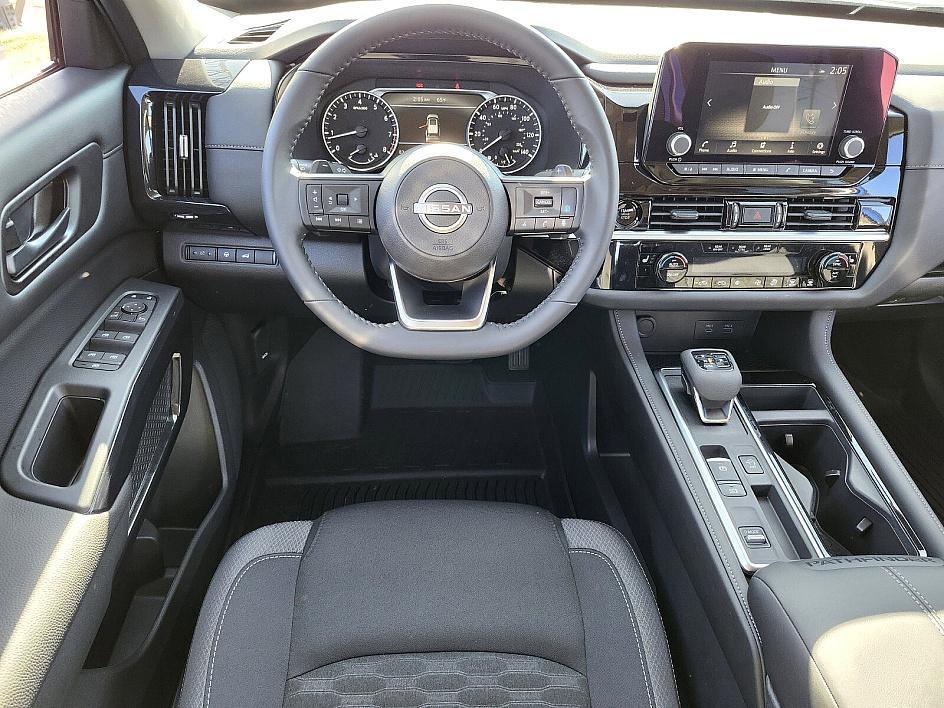 new 2025 Nissan Pathfinder car, priced at $39,145