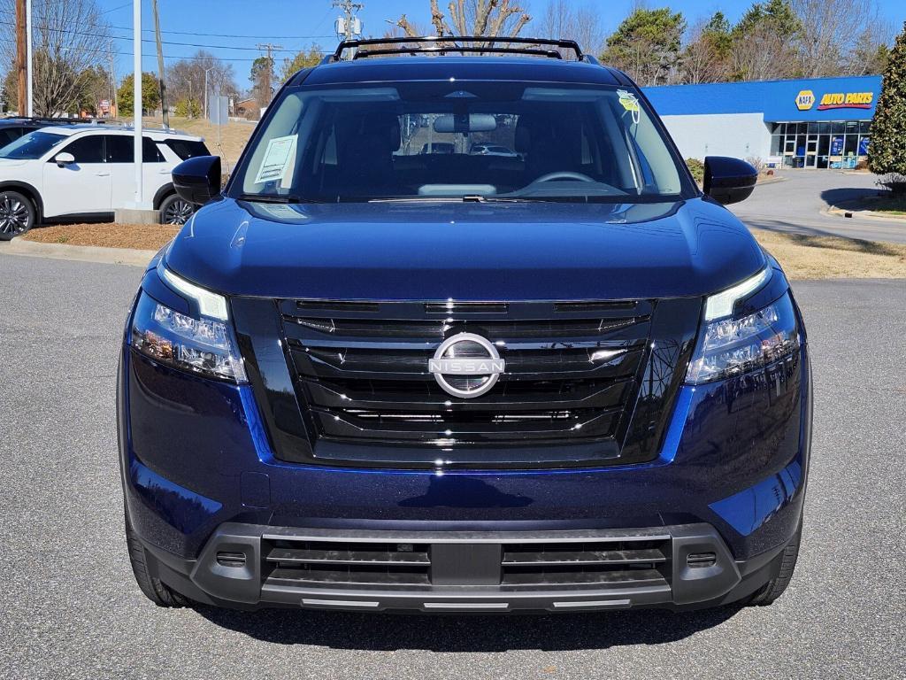 new 2025 Nissan Pathfinder car, priced at $40,395