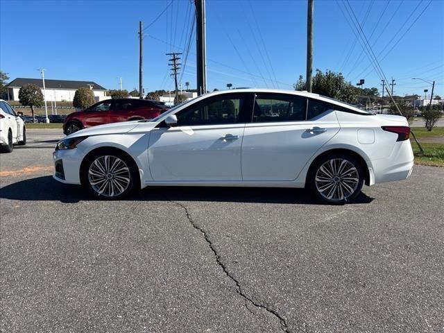 new 2025 Nissan Altima car, priced at $33,695