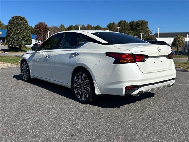 new 2025 Nissan Altima car, priced at $33,695