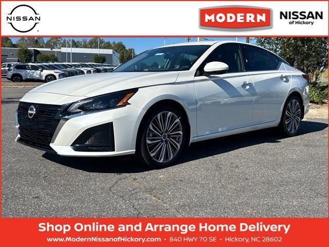 new 2025 Nissan Altima car, priced at $33,695