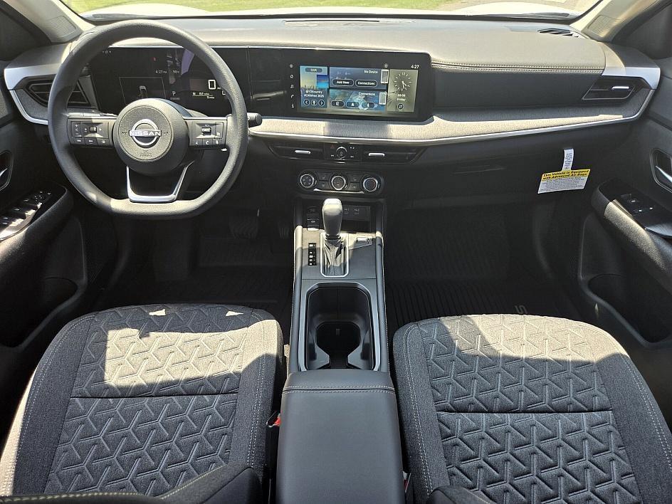 new 2025 Nissan Kicks car, priced at $26,703