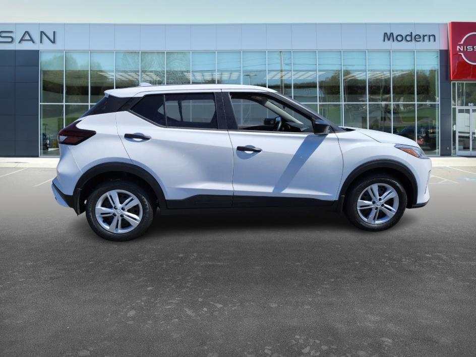 new 2025 Nissan Kicks car, priced at $22,760