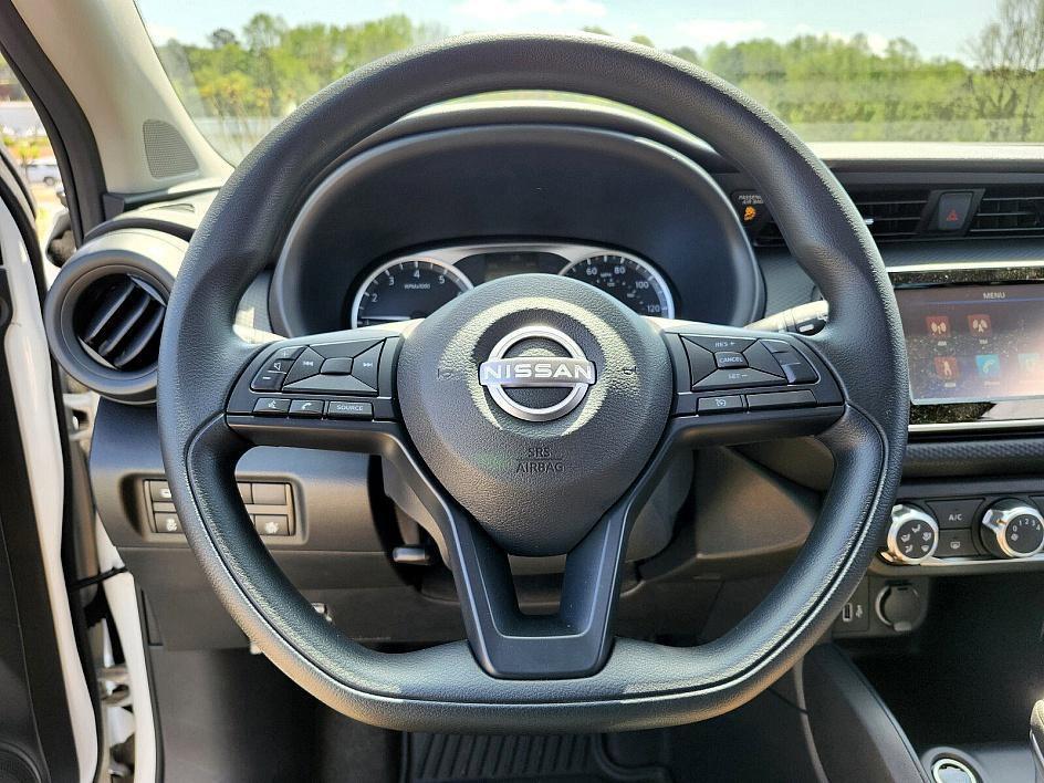 new 2025 Nissan Kicks car, priced at $22,760