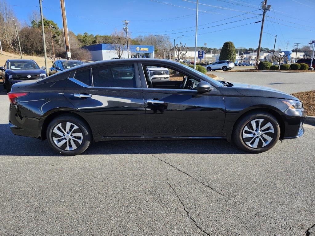 new 2025 Nissan Altima car, priced at $26,250