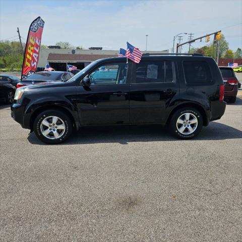 used 2011 Honda Pilot car, priced at $9,990