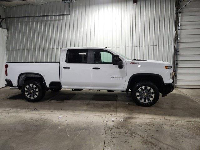 new 2025 Chevrolet Silverado 2500 car, priced at $66,937