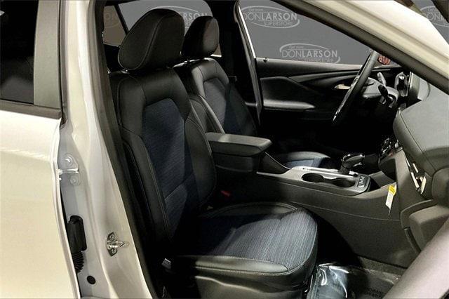 new 2025 Buick Envista car, priced at $26,989