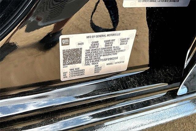 new 2025 GMC Sierra 2500 car, priced at $85,332