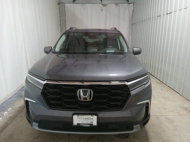 used 2023 Honda Pilot car, priced at $44,972