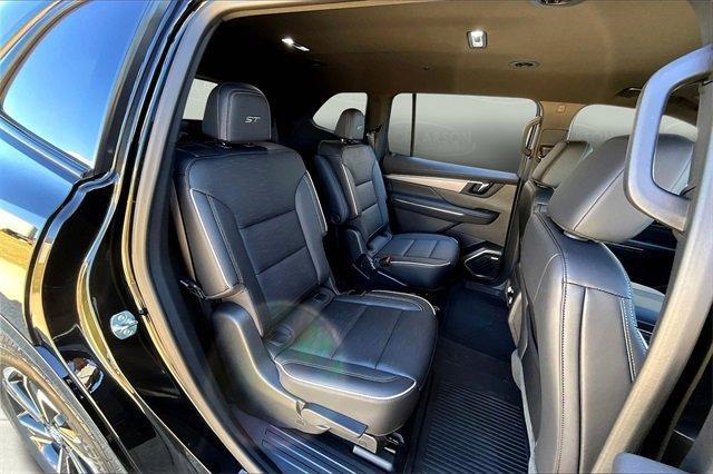 new 2025 Buick Enclave car, priced at $45,294