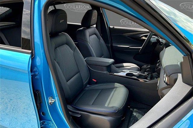 new 2025 Buick Envista car, priced at $30,994