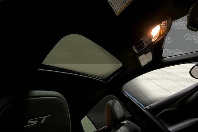 new 2025 Buick Envista car, priced at $31,244