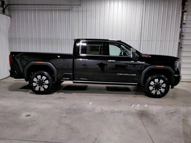 new 2024 GMC Sierra 2500 car, priced at $90,889