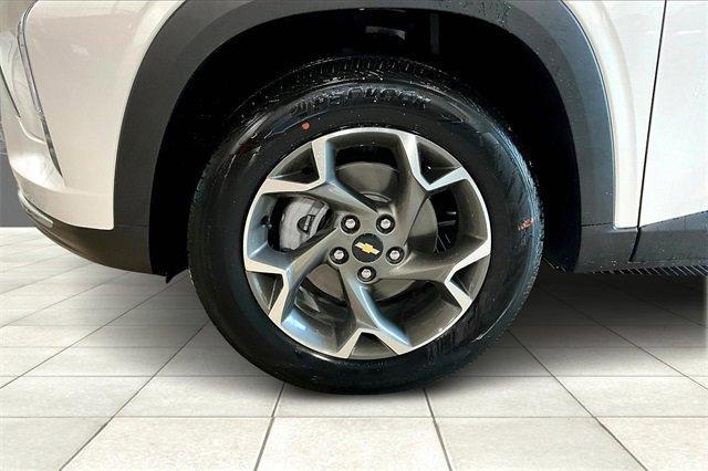 new 2025 Chevrolet Trax car, priced at $26,549