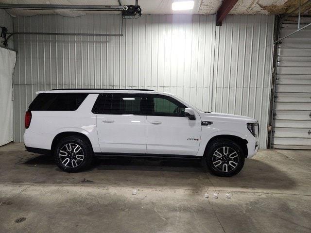 used 2023 GMC Yukon XL car, priced at $69,998