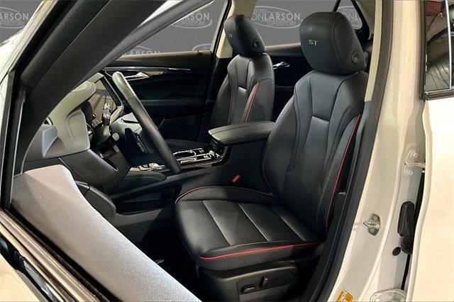 used 2023 Buick Envision car, priced at $30,669