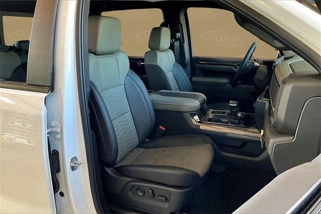 new 2025 Chevrolet Silverado 1500 car, priced at $71,661
