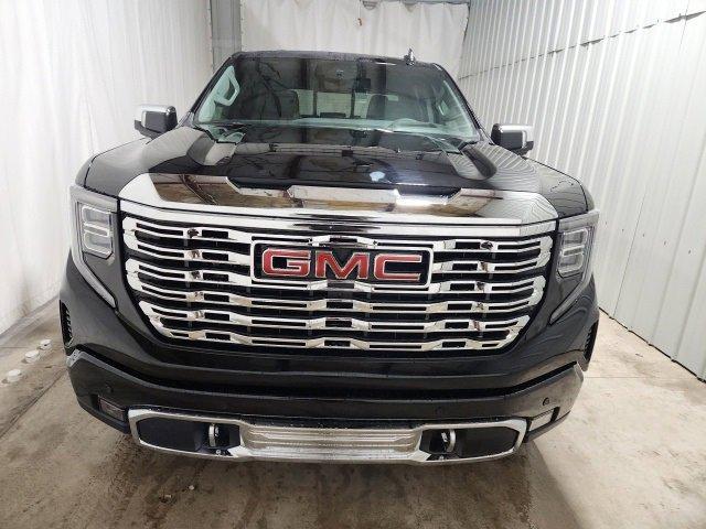 new 2025 GMC Sierra 1500 car, priced at $73,239