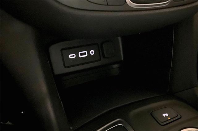 used 2024 Chevrolet Equinox car, priced at $21,304