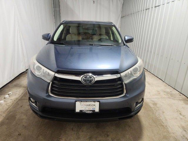 used 2015 Toyota Highlander car, priced at $21,626