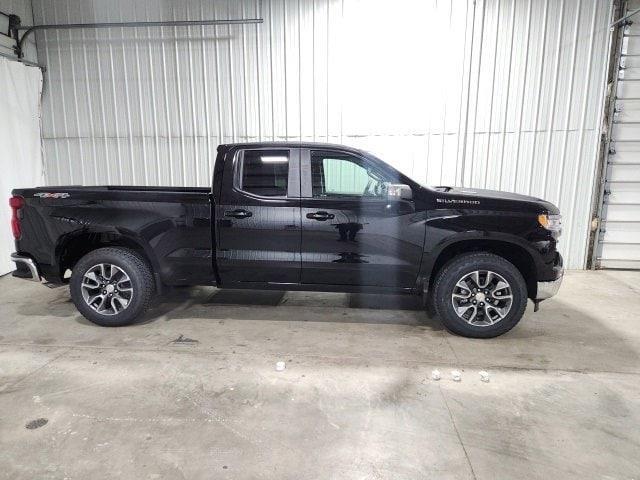 new 2025 Chevrolet Silverado 1500 car, priced at $52,152