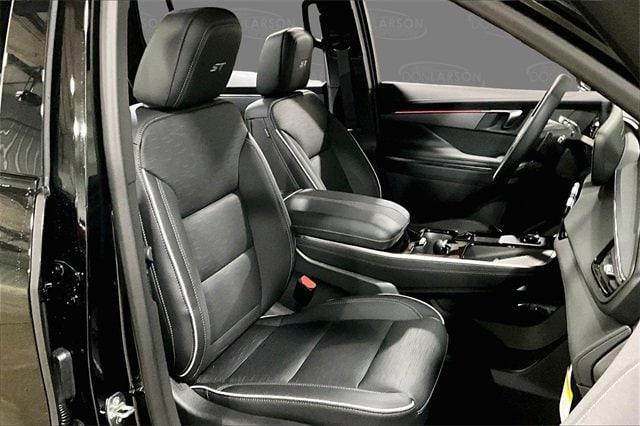 new 2025 Buick Enclave car, priced at $48,717