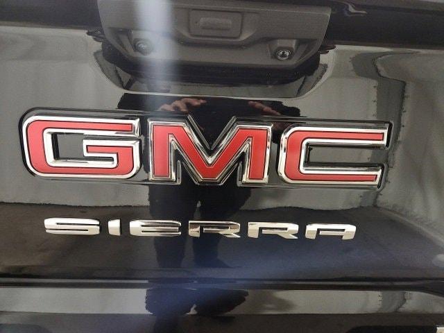 new 2025 GMC Sierra 1500 car, priced at $56,525